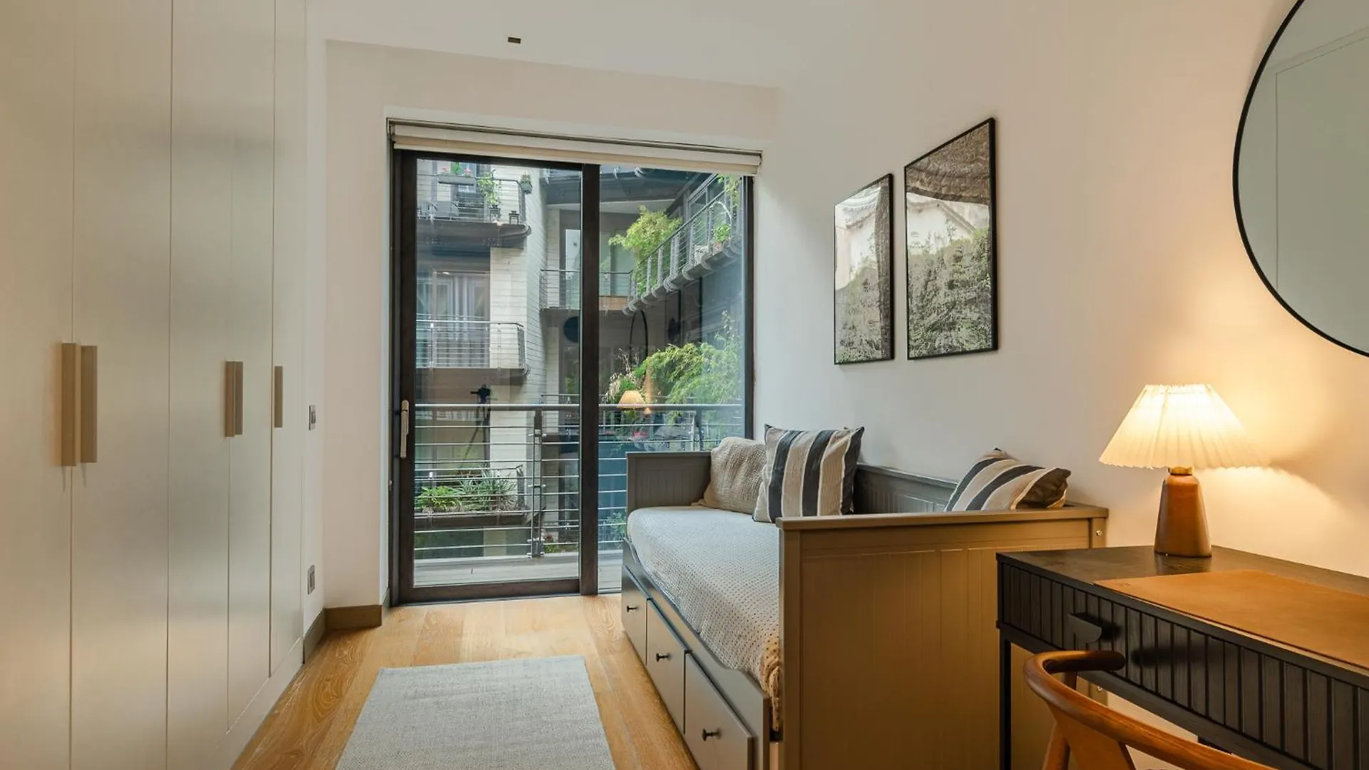 Domus Urbana 152 Apartment Rome