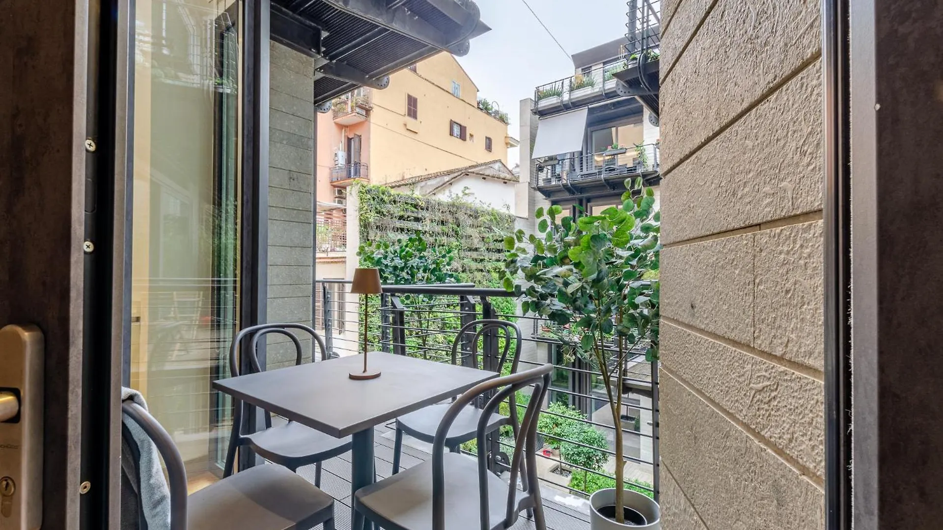 Domus Urbana 152 Appartement Rome